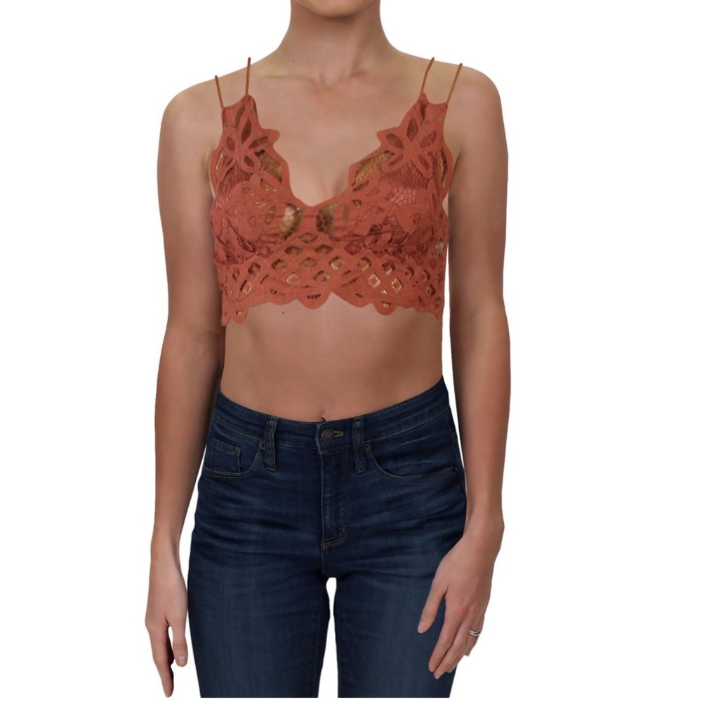•INTIMATELY FREE PEOPLE•NWOT BROWN ADELE WIRELESS CROCHET LACE BRALETTE - Picture 1 of 7